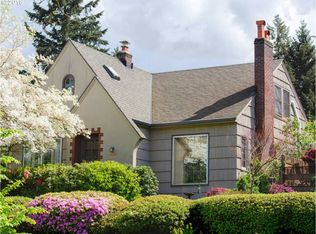 2716 NE Ainsworth St, Portland, OR 97211