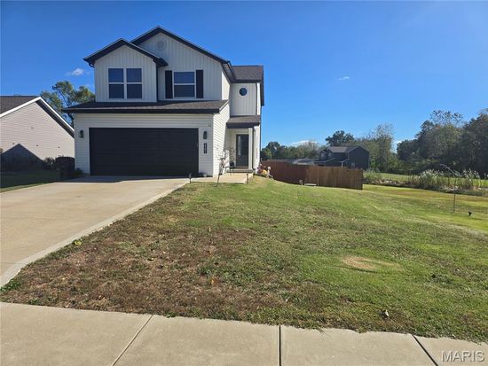 2501 Trojan Cir, Troy, MO 63379