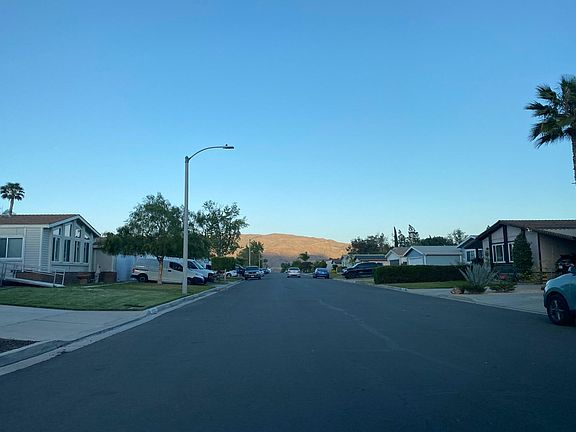 4th image of 10056 Stageline St