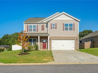 220 Slateford Cir, Piedmont, SC 29673