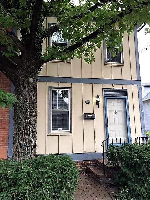 194 Jackson St