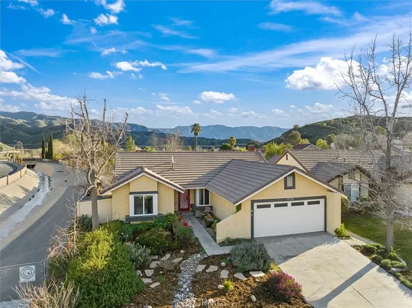 14758 Begonias Ln, Santa Clarita, CA 91387