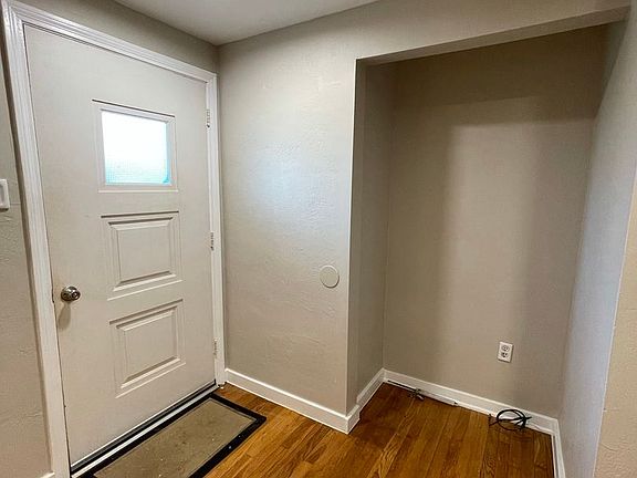 2nd image of 157 Merritt Ave