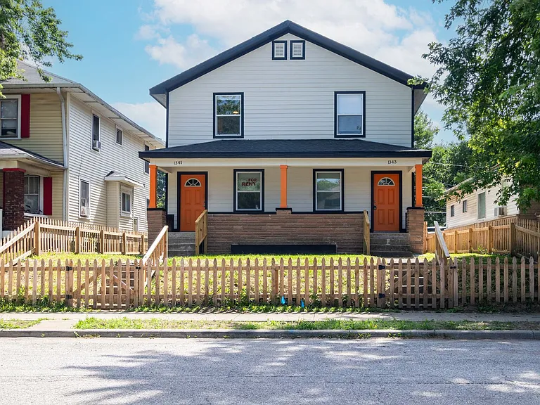 1345 N Olney St — Photo 6