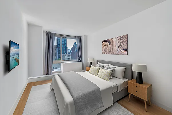 Sold by Compass | media 6