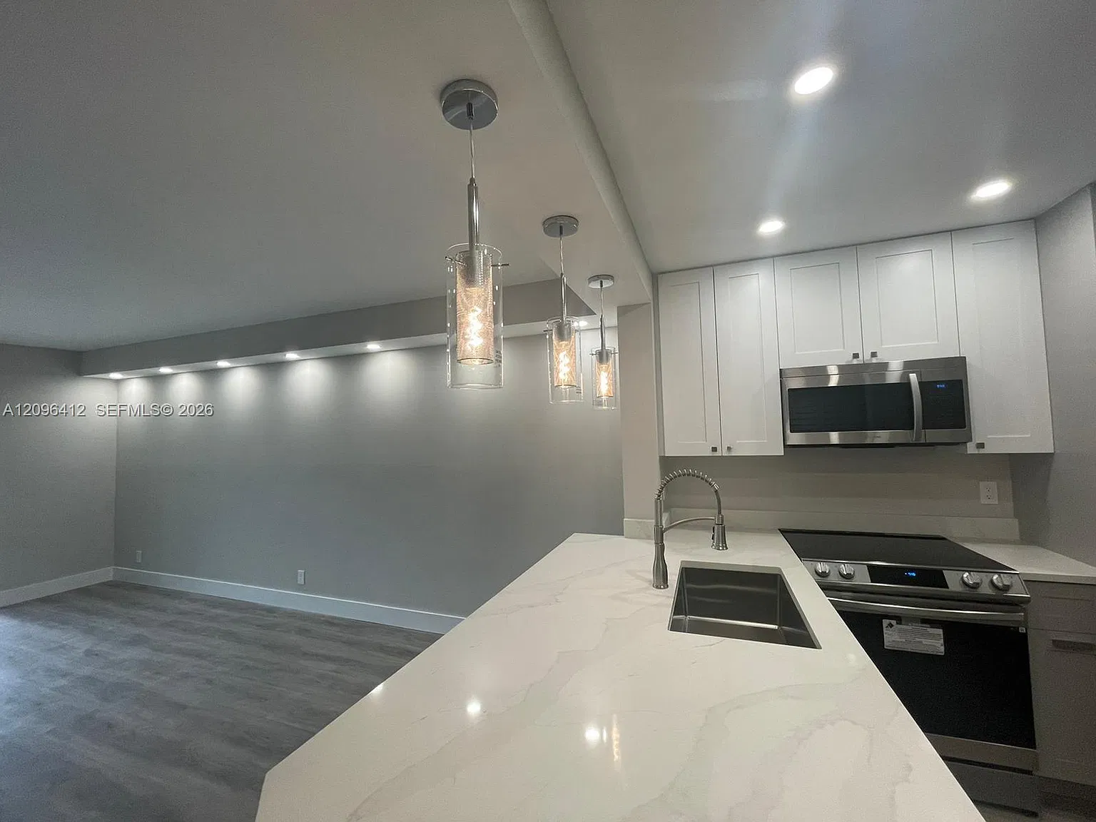 Brittany Court Condo — Photo 2