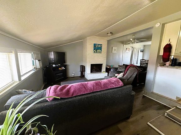 5th image of 1101 Clairmont St