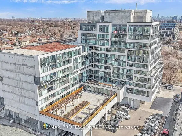 859 The Queensway #313, Toronto, ON M8Z 1N8