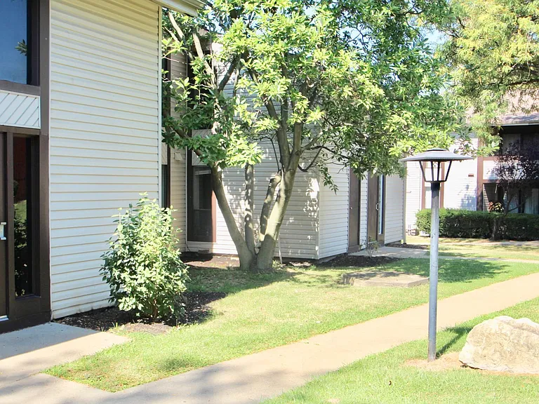 235 West Walkways