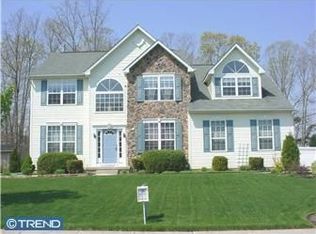 731 Saddlebrook Dr, Williamstown, NJ 08094