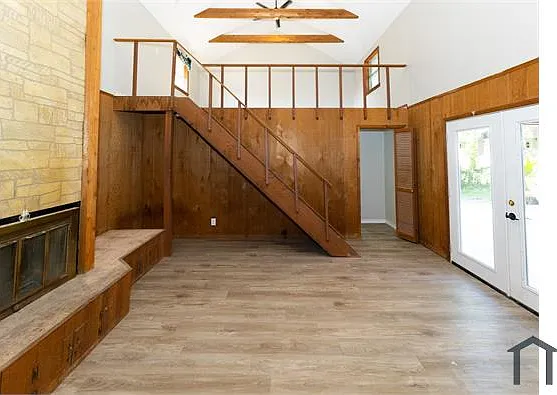 1633 Devon Dr — Photo 4