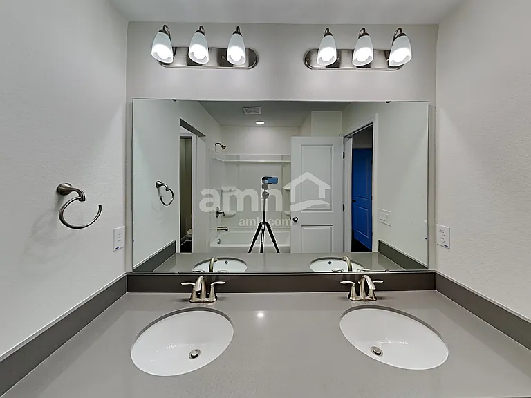 955 Heavenly Dr — Photo 24