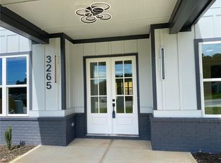 3265 Centerville Rosebud Rd, Snellville, GA 30039