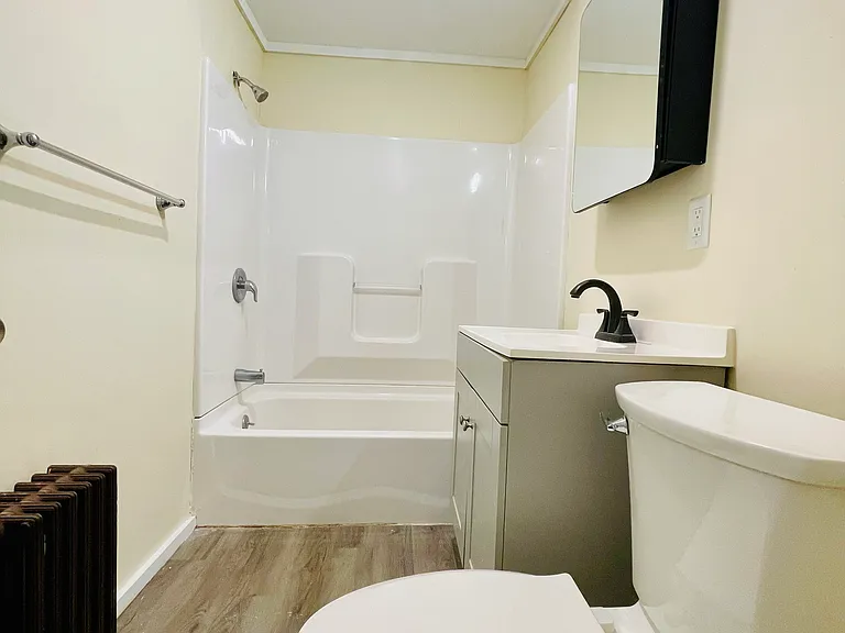 33 Follett St #B — Photo 45