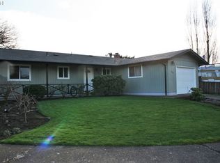 4768 Mall Ct NE, Salem, OR 97305