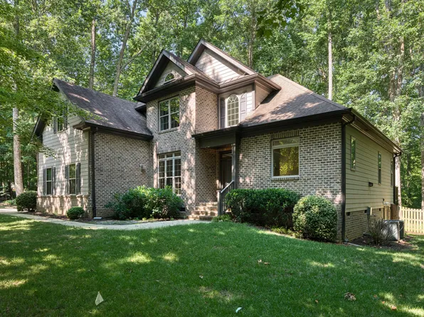 600 Edburton Ct, Hillsborough, NC 27278