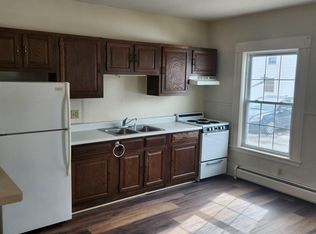 102 S Main St #1, Newport, NH 03773