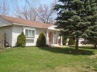 111 Elmhurst St, Wood Dale, IL 60191