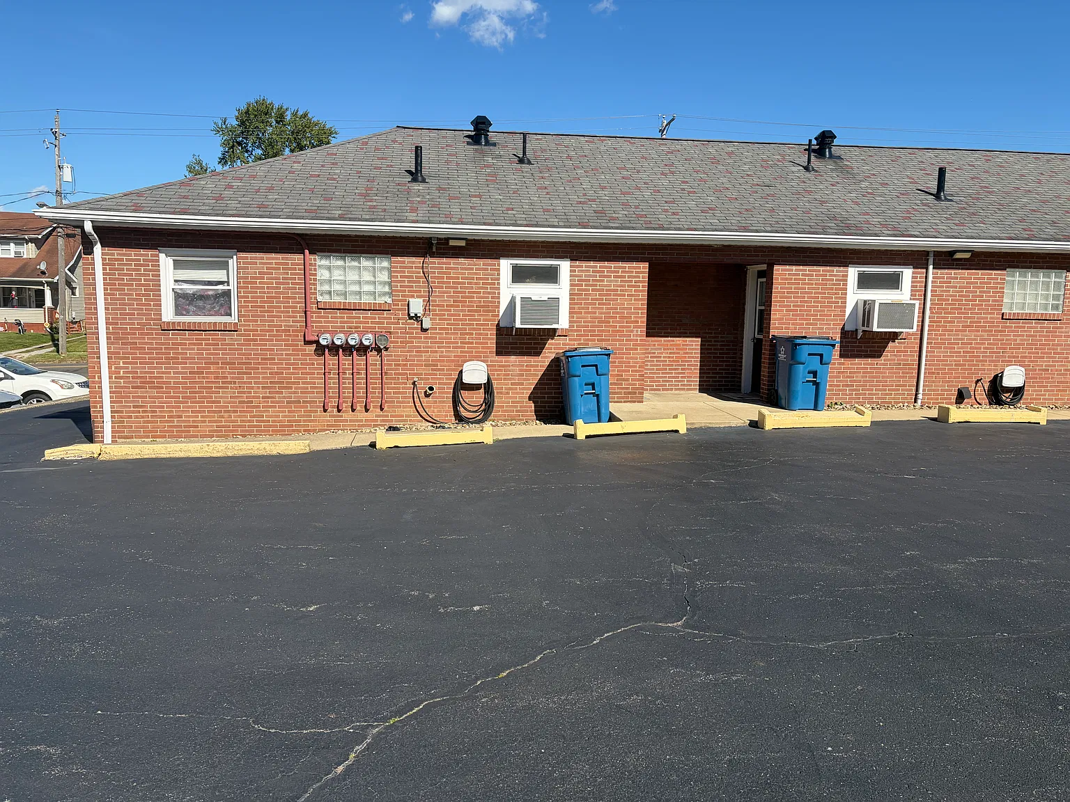 2 bed, $1,000 — Photo 3