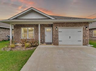 3007 N 33rd Ave, Milton, FL 32583