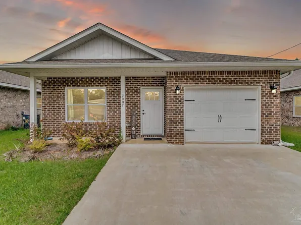 3007 N 33rd Ave, Milton, FL 32583