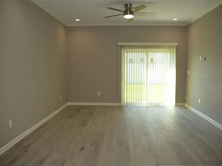 3301 Lila St — Photo 5
