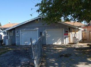 5913-5915 Clover Manor Way, Sacramento, CA