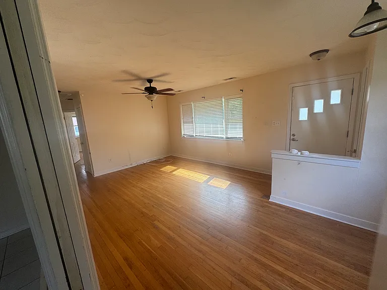410 Beulah Rd — Photo 2