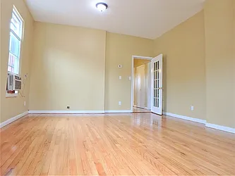 Rented by MAC Realty NY