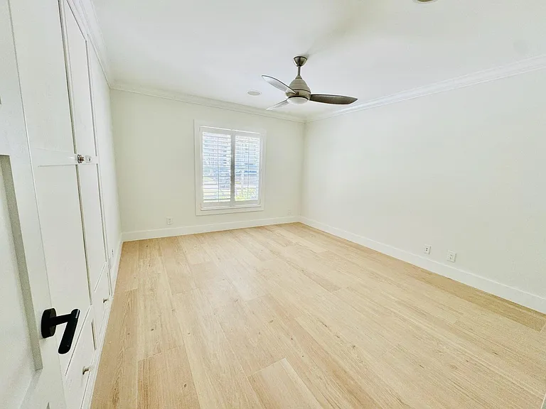 885 Nafa Dr — Photo 18