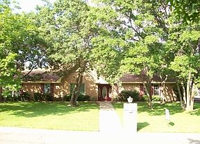 1st image of 307 Westlane Cir