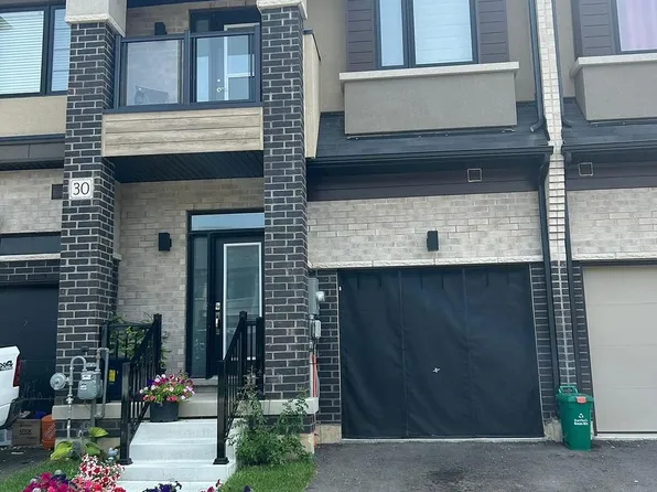 30 Bowery Rd, Brantford, ON N3V 0A9