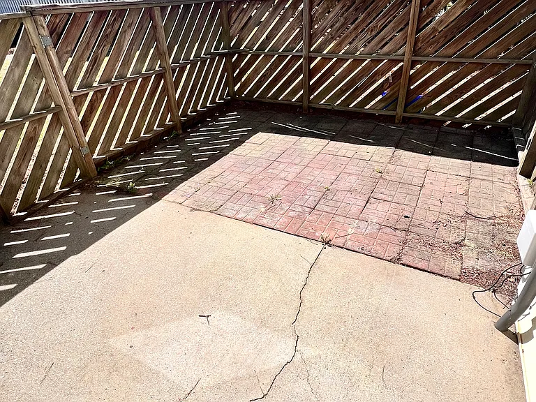 144 Country Village Ct — Photo 20