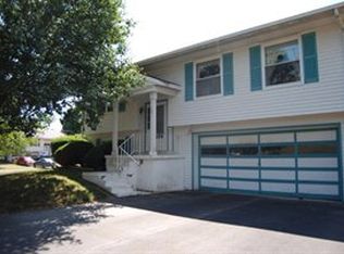 101 Park Pl, Bath, NY 14810