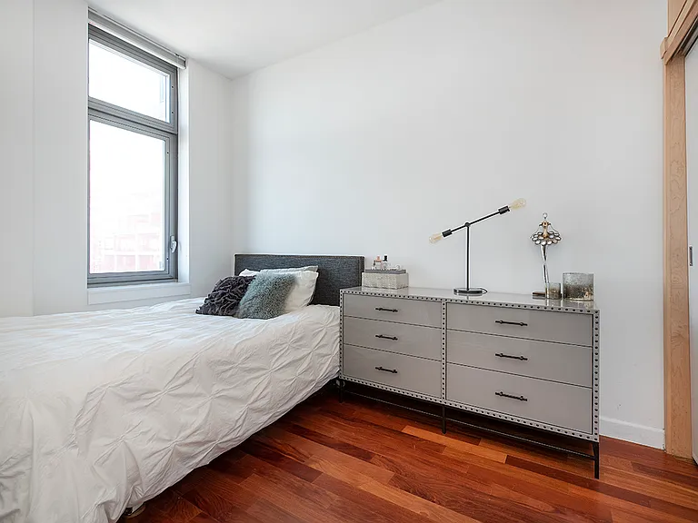 100 Jay St #24D — Photo 4