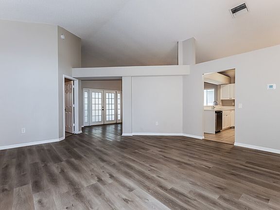 3rd image of 1408 Windjammer Pl