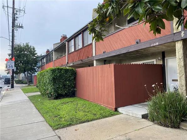 15819 Prairie Ave, Lawndale, CA 90260