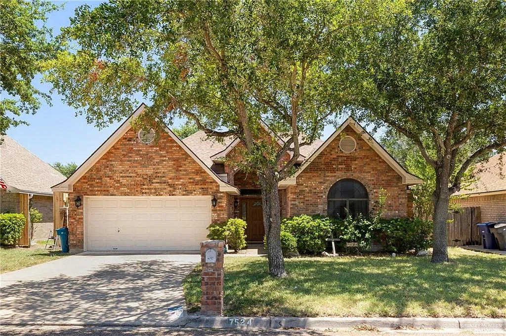 3 bed, 2.0 bath, 1878 sqft, $2,200 — Photo 1