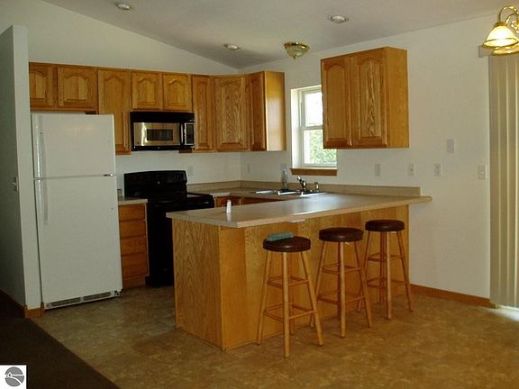 5th image of 2537 Woodcock Ln