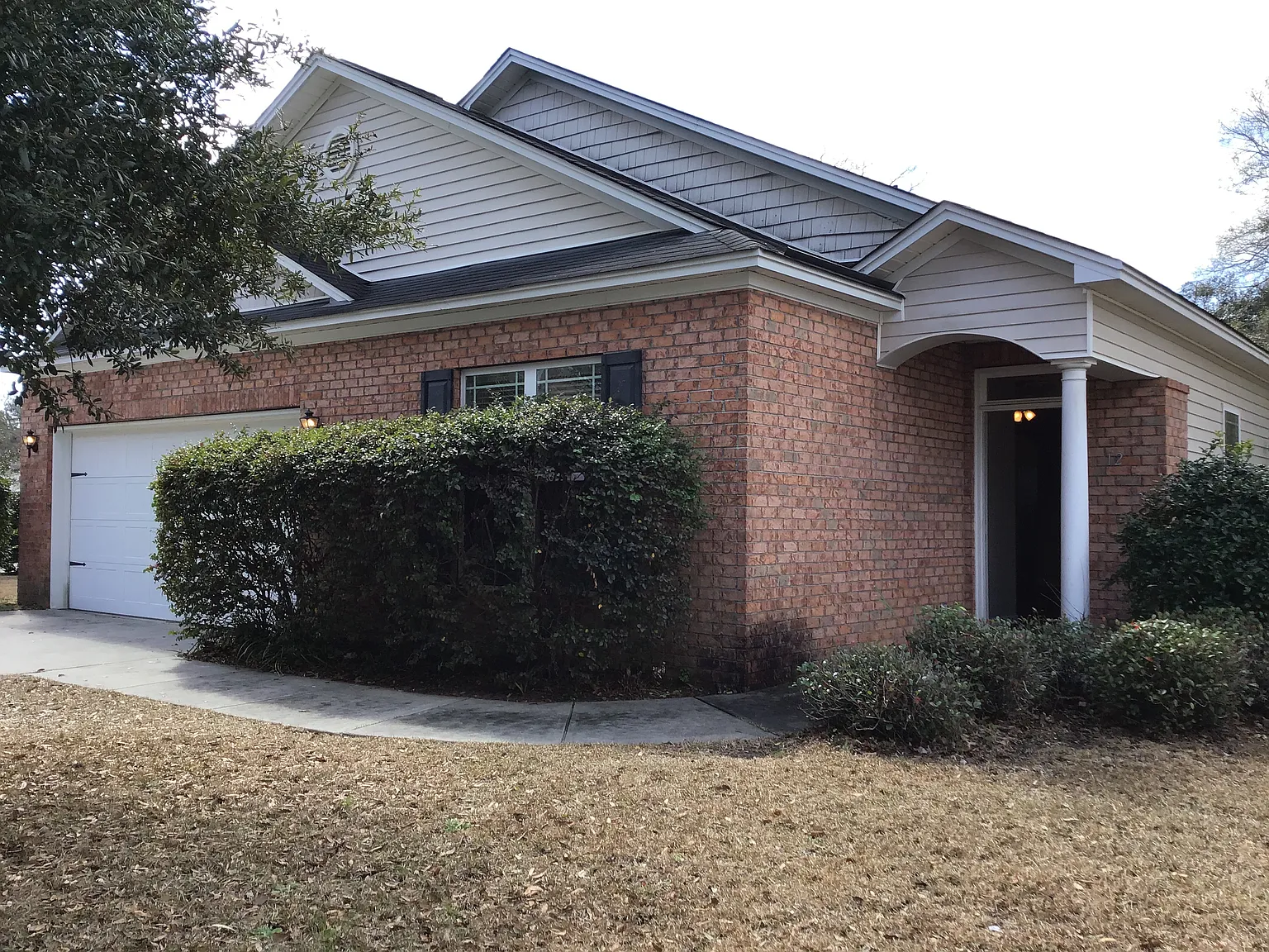 3 bed, 2.0 bath, 1820 sqft, $2,750 — Photo 1