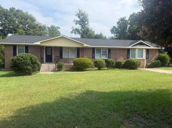 220 Eastwood Cir, Orangeburg, SC 29118