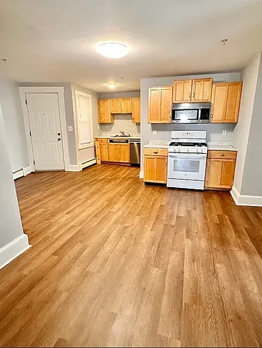 764 Gorham St #3 Photo 1 764 Gorham St #3 Photo 1