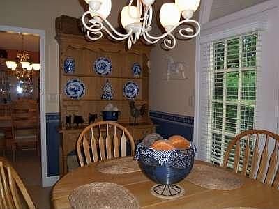 3rd image of 829 Lincoln Woods Ct