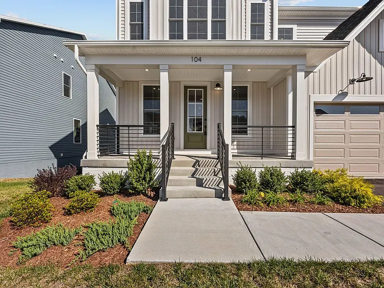 104 Alabaster Ln — Photo 41