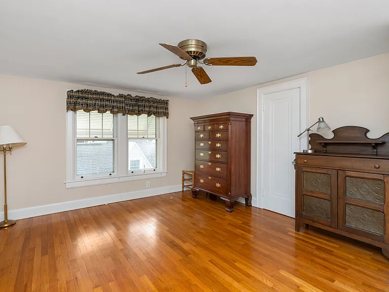 1001 Lyndhurst Rd — Photo 18