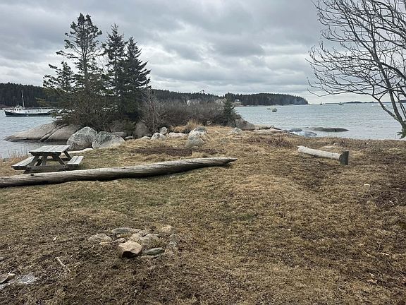 4th image of 31 Green Head Lane