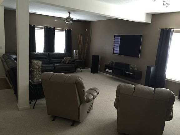 5th image of 165 Acorn Falls Dr