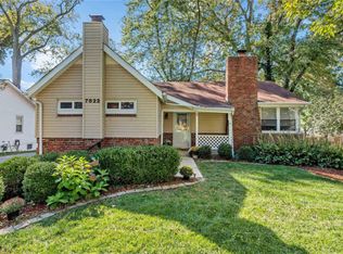 7822 Kenridge Ln, Saint Louis, MO 63119