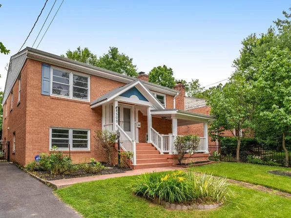4509 8th St S, Arlington, VA 22204