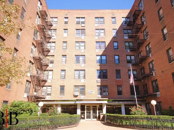 1237 Avenue Unit 5W, Brooklyn, NY 11251